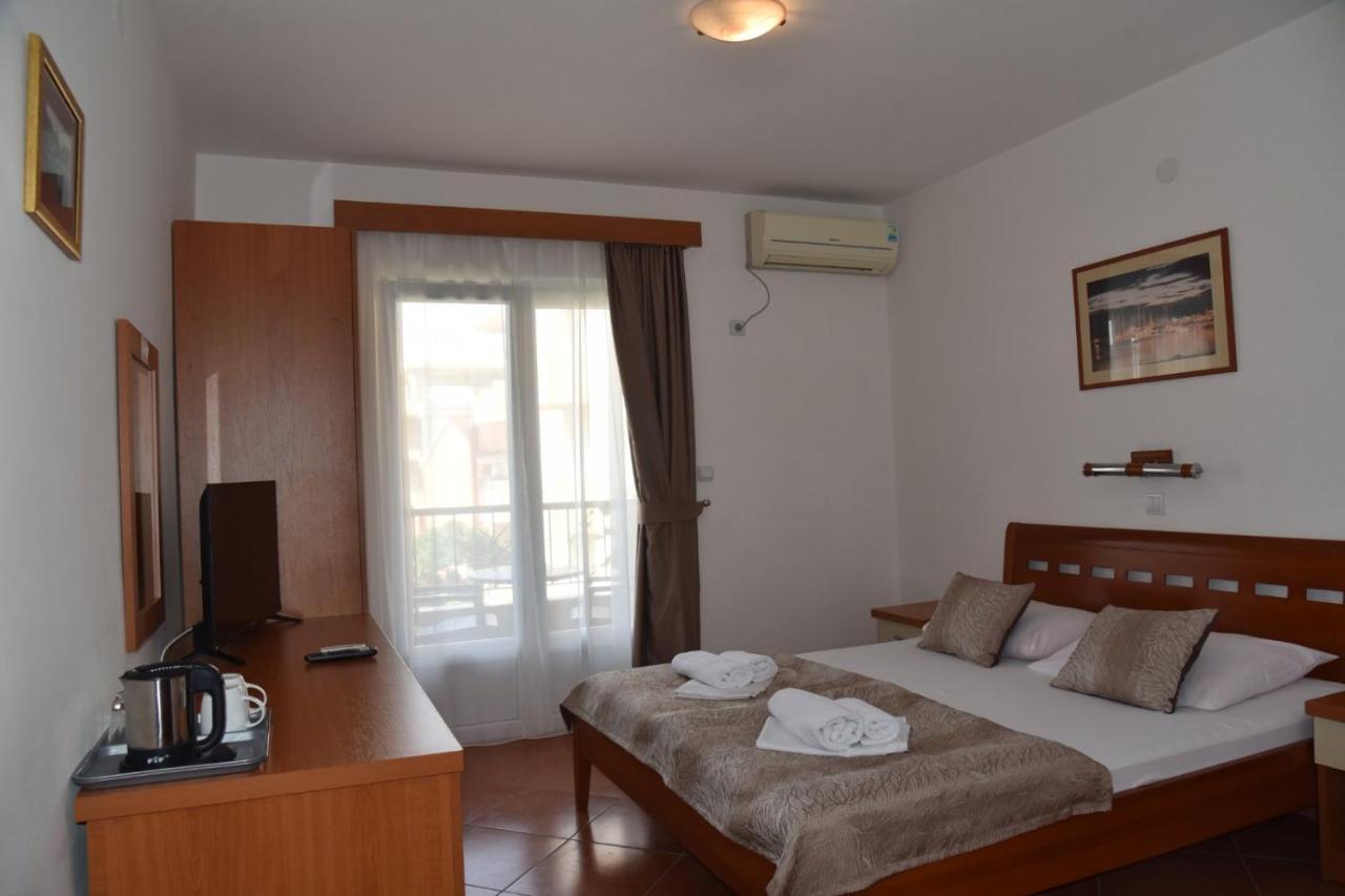 Guest House Zec Будва Екстер'єр фото