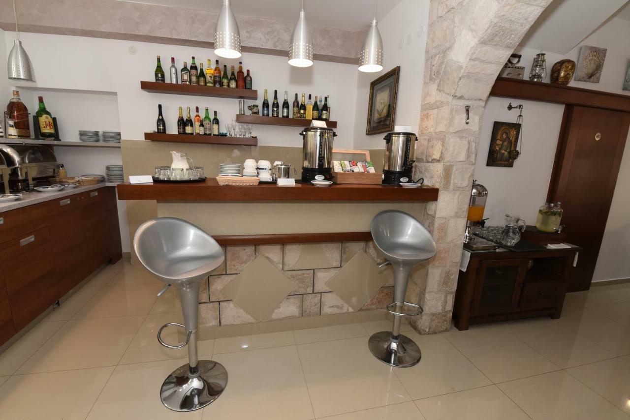 Guest House Zec Будва Екстер'єр фото